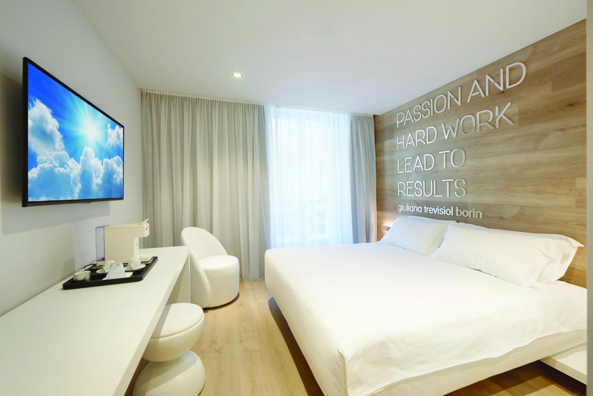 Youme Design Place Hotel Trieste Eksteriør billede